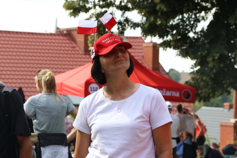 Czwarty dzień Pieszej Pielgrzymki Tarnowskiej: modlitwa za ojczyznę (ZDJĘCIA, WIDEO) - zdjęcie 13