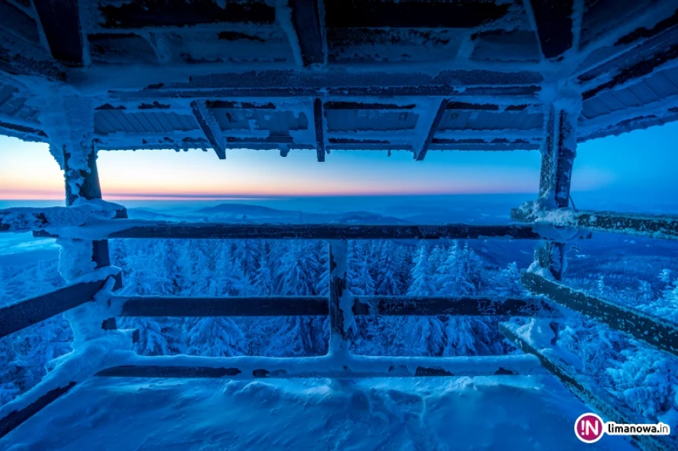 Mroźny poranek na Mogielicy - zdjęcie 5