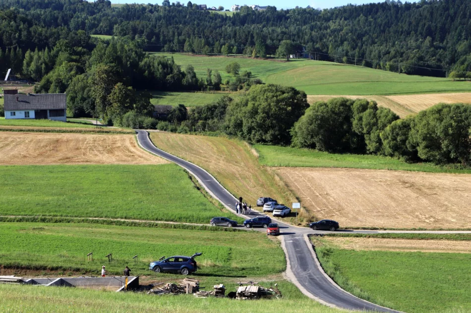 Modernizacja dróg dojazdowych do gruntów rolnych w Męcinie Pisarzowej i Rupniowie - zdjęcie 3