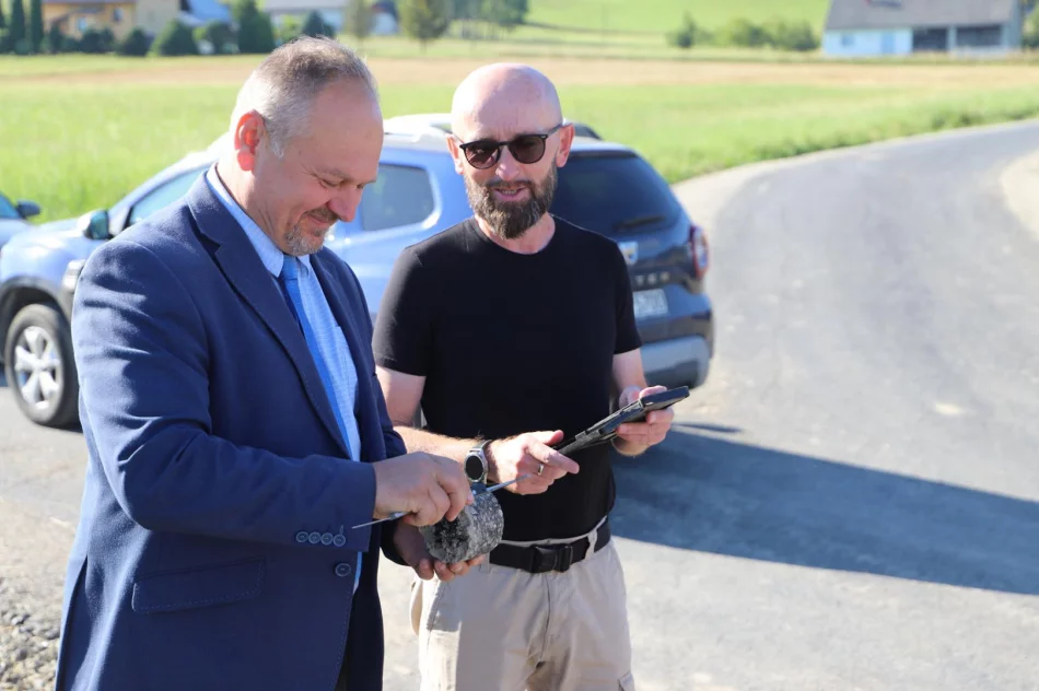 Modernizacja dróg dojazdowych do gruntów rolnych w Męcinie Pisarzowej i Rupniowie - zdjęcie 15