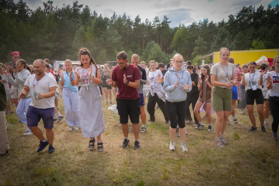 Szósty dzień pielgrzymki: modlitwa za kapłanów i spotkanie z biskupem - zdjęcie 14