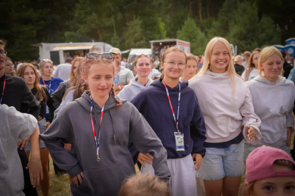 Szósty dzień pielgrzymki: modlitwa za kapłanów i spotkanie z biskupem - zdjęcie 16
