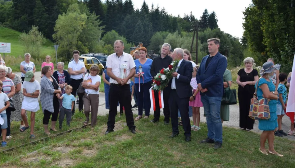 Pamięć o ofiarach pacyfikacji wsi w 1944 roku - zdjęcie 1