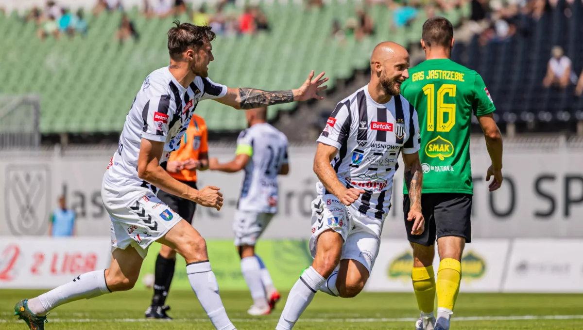Nowy Sącz: po latach zawirowań szykują się do otwarcia nowego stadionu