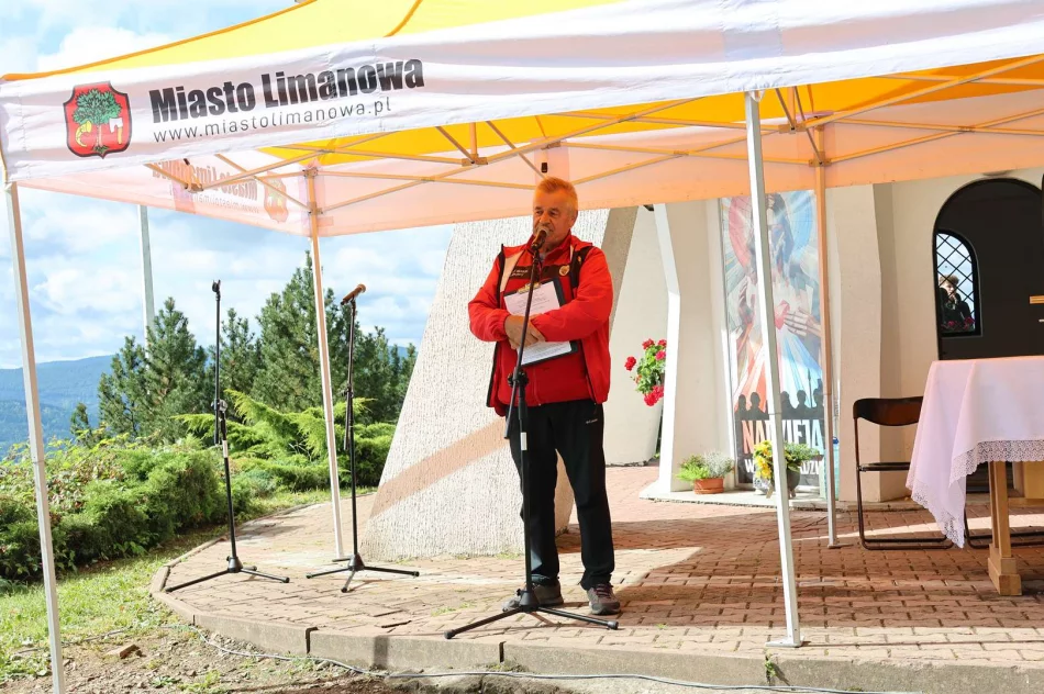 Uczestnicy akcji Odkryj Beskid Wyspowy zdobyli Miejska Górę! - zdjęcie 2