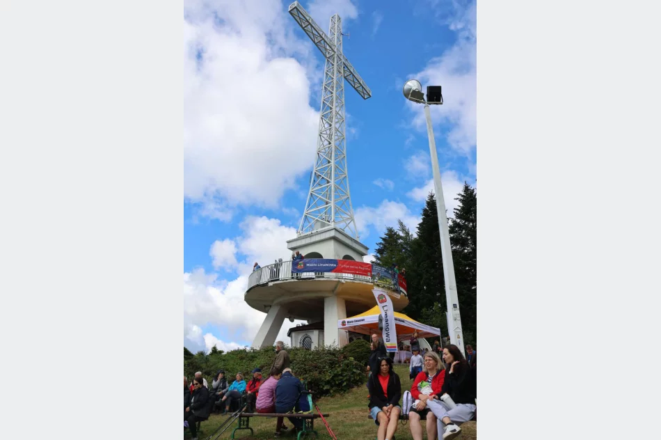 Uczestnicy akcji Odkryj Beskid Wyspowy zdobyli Miejska Górę! - zdjęcie 17
