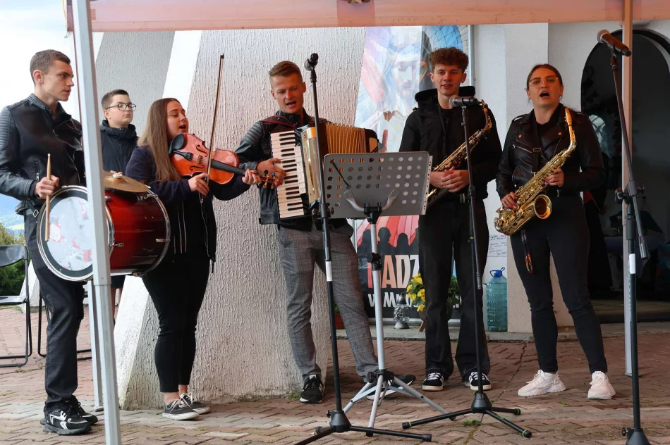 Odkryj Beskid Wyspowy: spotkanie na Miejskiej Górze (ZDJĘCIA) - zdjęcie 16