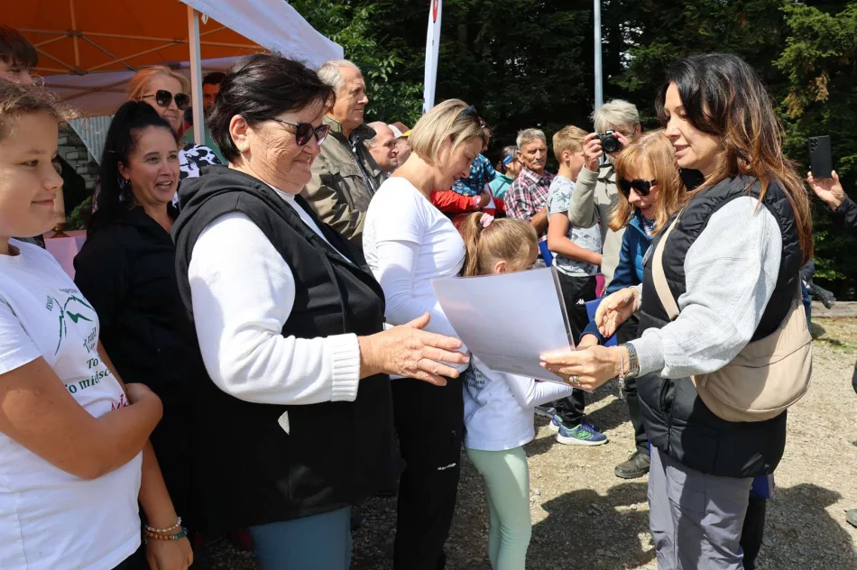 Odkryj Beskid Wyspowy: spotkanie na Miejskiej Górze (ZDJĘCIA) - zdjęcie 18