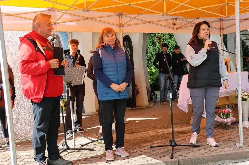 Odkryj Beskid Wyspowy: spotkanie na Miejskiej Górze (ZDJĘCIA) - zdjęcie 19