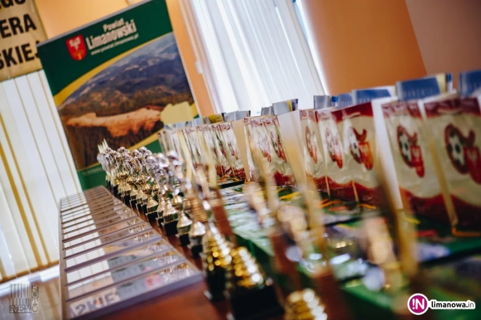 XX Plebiscyt na Najpopularniejszego Trenera i Piłkarza Ziemi Limanowskiej 2017 roku - zdjęcie 3