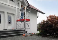 Mini rusztowanie do domu – komfort podczas prac w budynku i wokół niego - zdjęcie główne