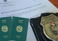 Nepalczycy zatrzymani - nielegalnie pracowali w Limanowej - zdjęcie główne