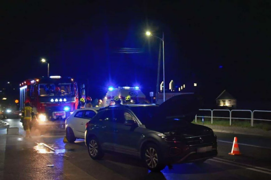 Wypadek: kierowca VW nie ustąpił pierwszeństwa, 24-latka w szpitalu - zdjęcie 5