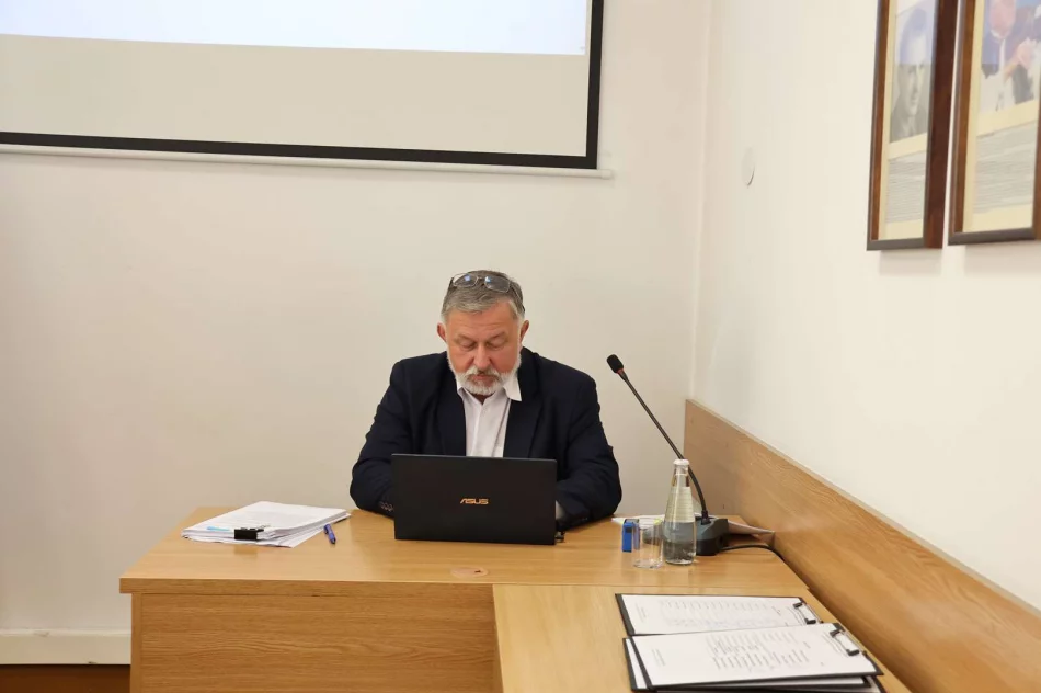  Nowe herby, plany finansowe i inwestycje – co działo się na XVIII Sesji Rady Miasta Limanowa? - zdjęcie 8
