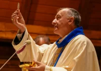 Tradycyjna Eucharystia o północy - zdjęcie główne