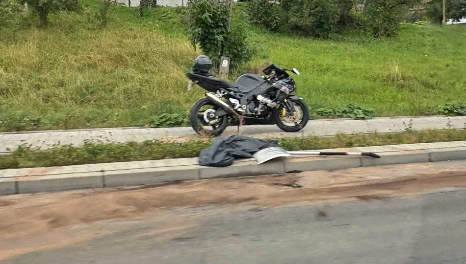 Motocyklista wywrócił się na krajowej "28" - zdjęcie 1
