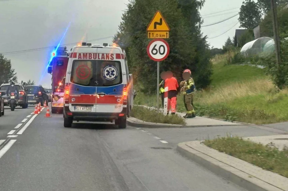 Motocyklista wywrócił się na krajowej "28" - zdjęcie 4