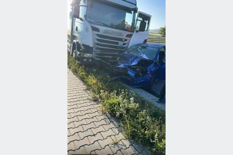 6-letnie dziecko w szpitalu - osobówka zderzyła się z pojazdem ciężarowym - zdjęcie 2