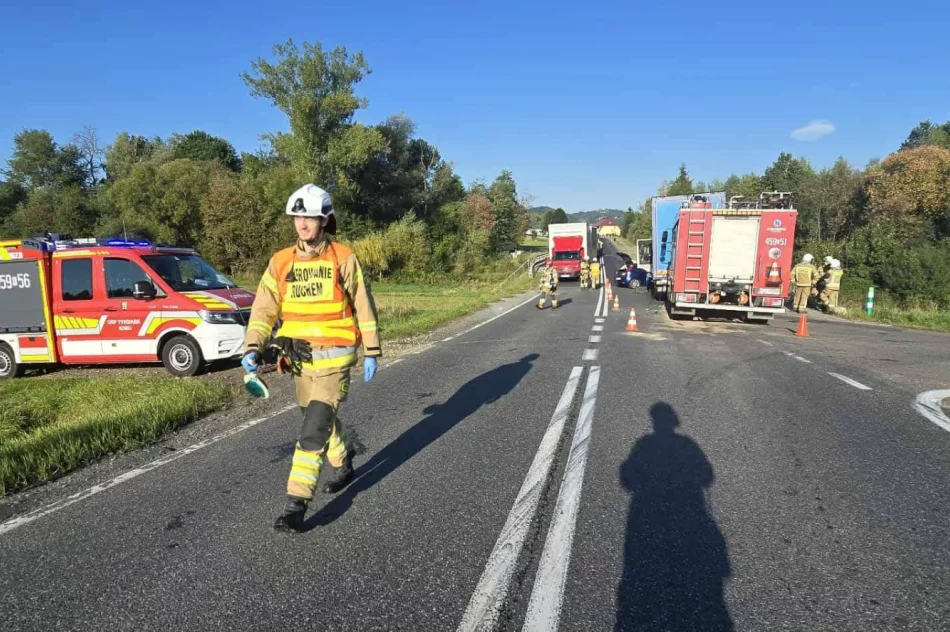 6-letnie dziecko w szpitalu - osobówka zderzyła się z pojazdem ciężarowym - zdjęcie 3