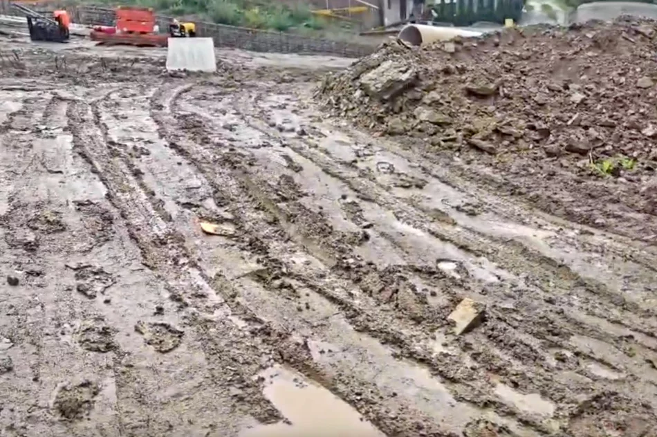 Grzęznąc w błocie (WIDEO) - zdjęcie 4