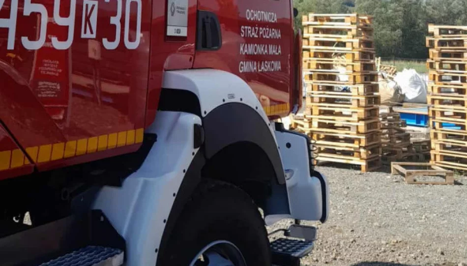 Spłonęło 900 litrów farby i rozcieńczalnika - zdjęcie 1