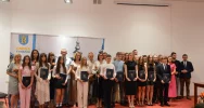 Wręczono stypendia motywacyjne dla uczniów - zdjęcie 2