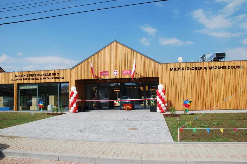 Nowy budynek przedszkola i żłobka otwarty (ZDJĘCIA) - zdjęcie 5