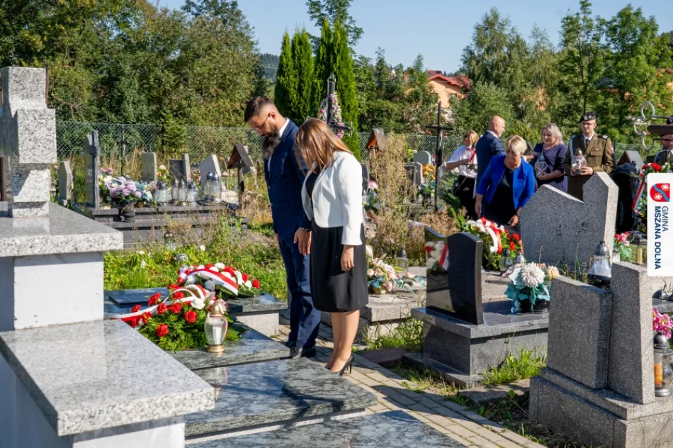 Upamiętniono 86. rocznicę wybuchu II wojny światowej (ZDJĘCIA) - zdjęcie 5