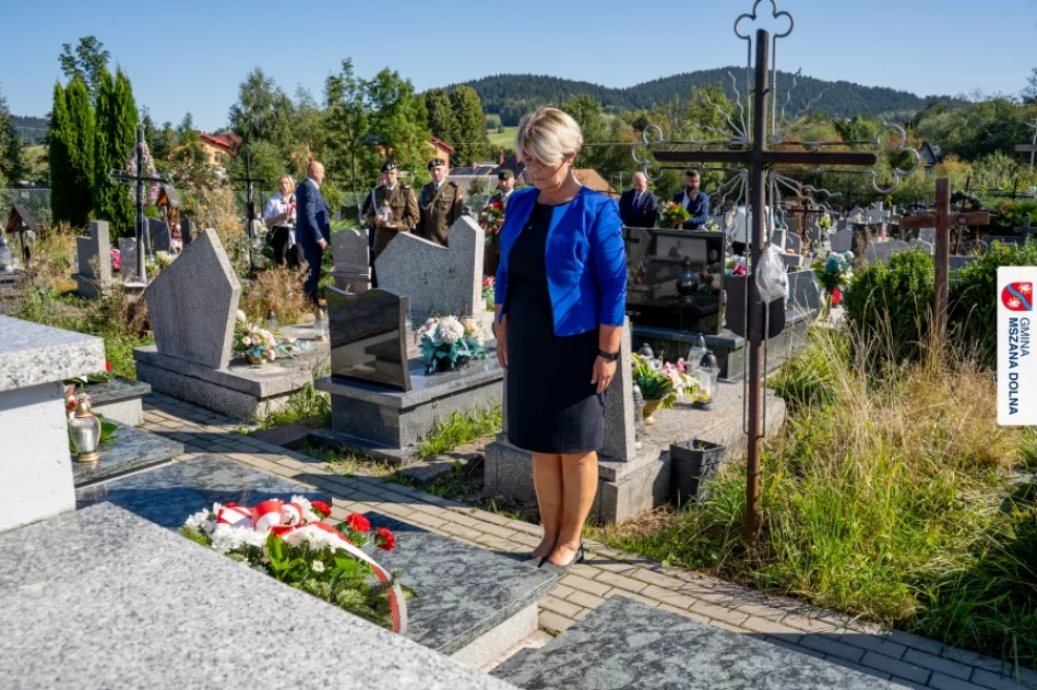 Upamiętniono 86. rocznicę wybuchu II wojny światowej (ZDJĘCIA) - zdjęcie 7