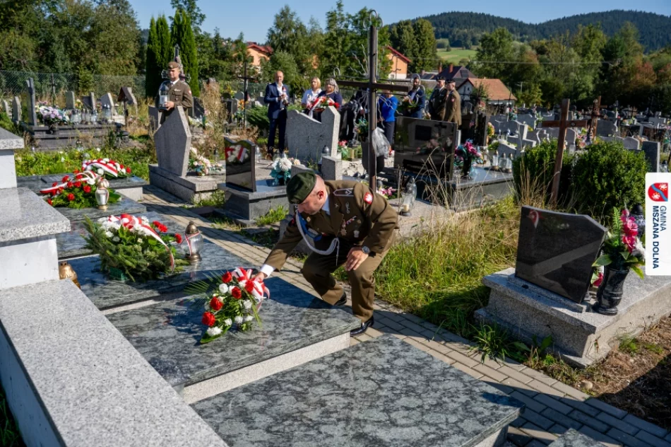 Upamiętniono 86. rocznicę wybuchu II wojny światowej (ZDJĘCIA) - zdjęcie 10