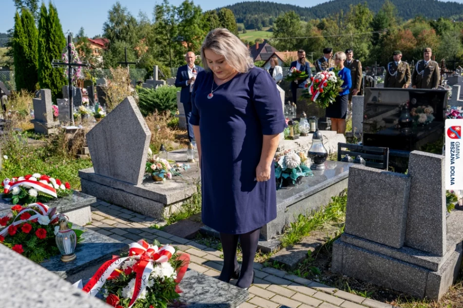 Upamiętniono 86. rocznicę wybuchu II wojny światowej (ZDJĘCIA) - zdjęcie 15