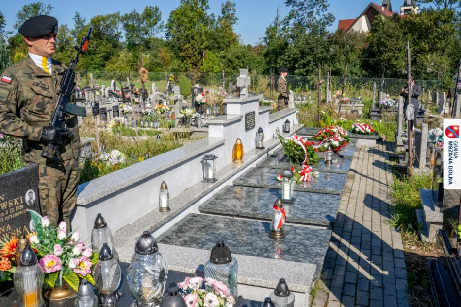 Upamiętniono 86. rocznicę wybuchu II wojny światowej (ZDJĘCIA) - zdjęcie 18