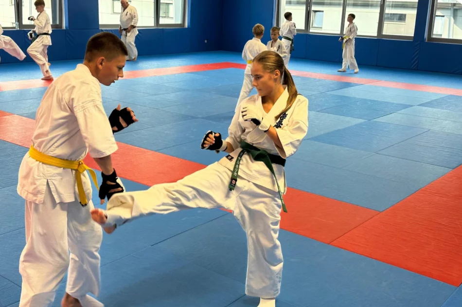 Zawodnicy ARS Limanowa – JONIEC TEAM na Zgrupowaniu Młodzieżowej Kadry Karate Kyokushin MOZK - zdjęcie 12
