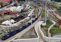 Modernizacja linii kolejowej 104. Pierwszy pociąg w Nowym Sączu, kolejne utrudnienia dla kierowców - zdjęcie główne