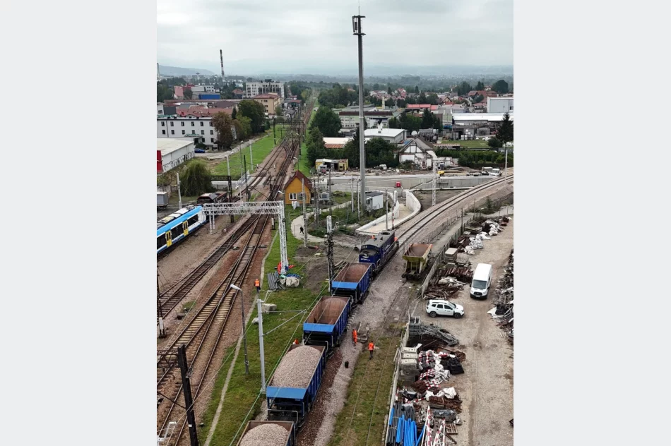 Modernizacja linii kolejowej 104. Pierwszy pociąg w Nowym Sączu, kolejne utrudnienia dla kierowców - zdjęcie 6