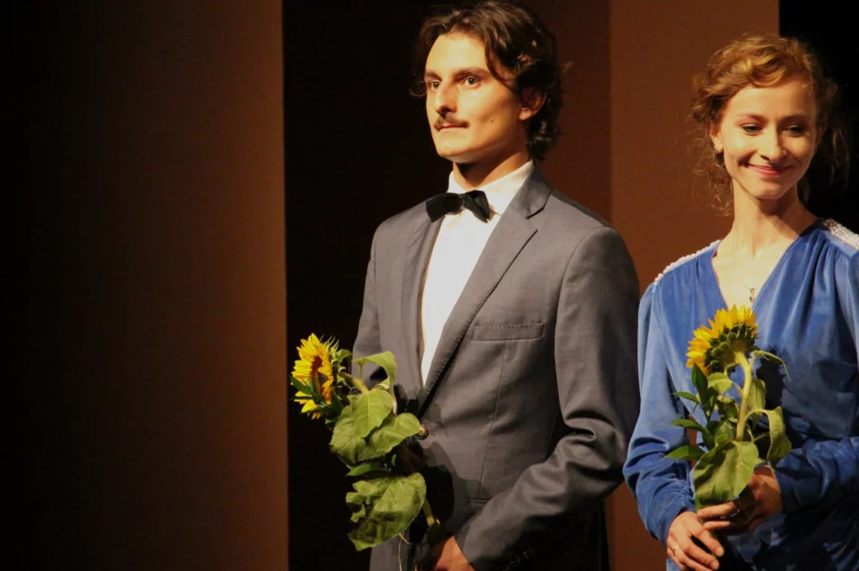 Premiera „Czarującego łajdaka” i jubileusz teatru (ZDJĘCIA) - zdjęcie 9