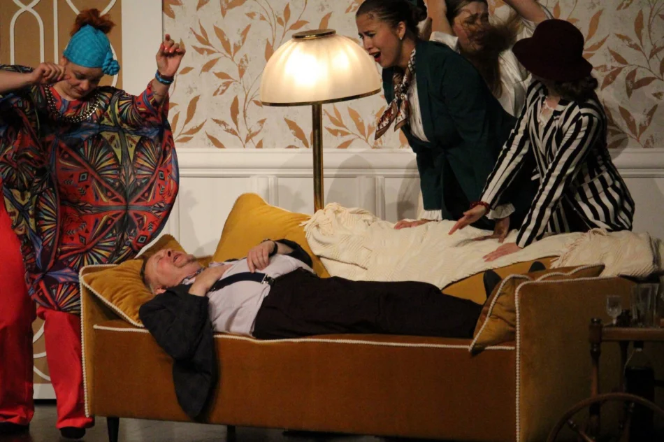 Premiera „Czarującego łajdaka” i jubileusz teatru (ZDJĘCIA) - zdjęcie 17