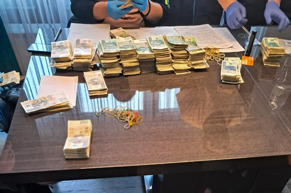 Rozbita międzynarodowa grupa przestępczą - straty Skarbu Państwa sięgają setek milionów złotych - zdjęcie 2