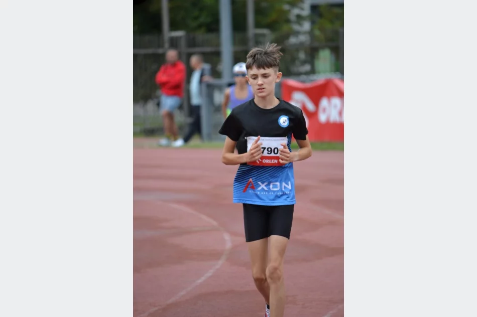 Kolejny sportowy sukces Jakuba Bugańskiego na zawodach lekkoatletycznych w Łodzi - zdjęcie 4