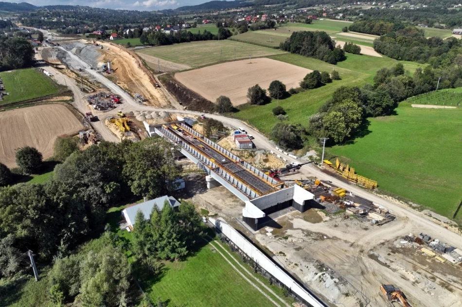 Tory, wiadukty i tunel - tak wygląda plac budowy (ZDJĘCIA) - zdjęcie 12