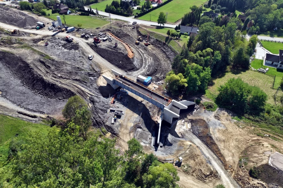 Tory, wiadukty i tunel - tak wygląda plac budowy (ZDJĘCIA) - zdjęcie 16