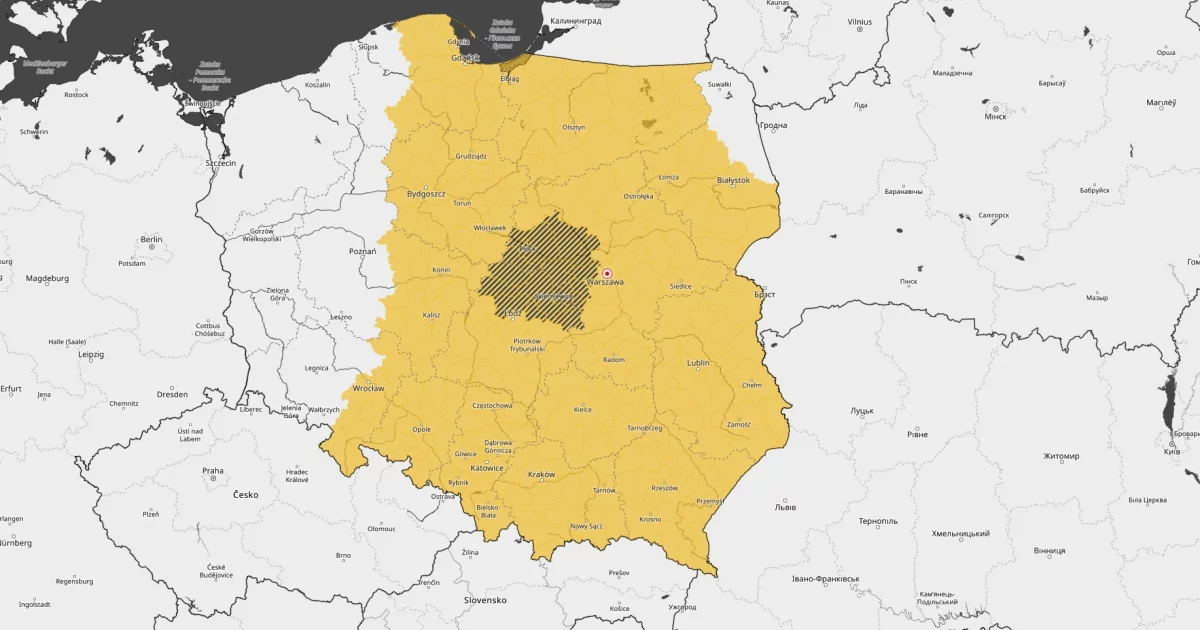 IMGW ostrzega przed silnym deszczem z burzami dla większości Polski