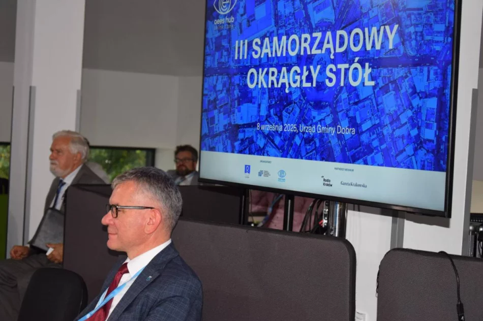 Samorządowcy i eksperci debatowali o przyszłości oświaty - zdjęcie 11