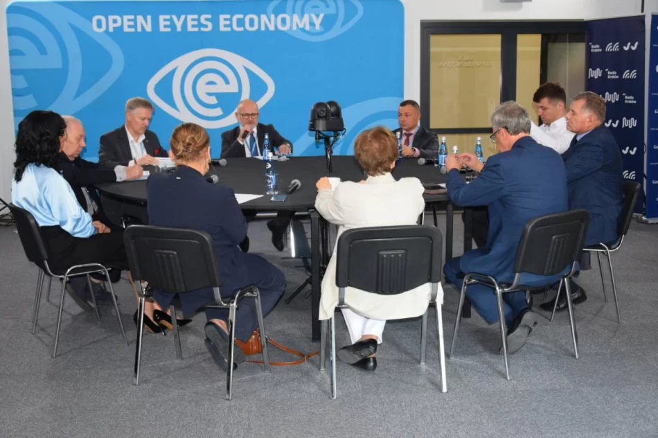 Samorządowcy i eksperci debatowali o przyszłości oświaty - zdjęcie 14
