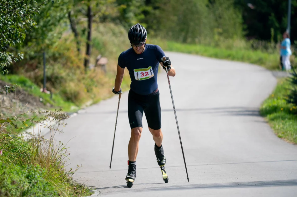 Zawody nartorolkowe/nordic walking Piknik UKS Wierchy - Aktywna Mogielica Uphill V - 2025 - zdjęcie 10