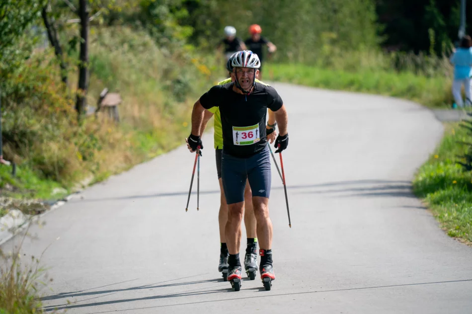 Zawody nartorolkowe/nordic walking Piknik UKS Wierchy - Aktywna Mogielica Uphill V - 2025 - zdjęcie 14