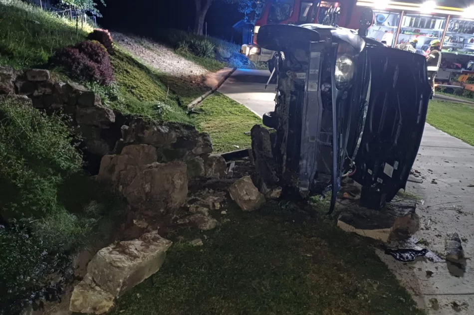 Auto rozbiło się na studni. Nietrzeźwy właściciel zgłosił kradzież - zdjęcie 3