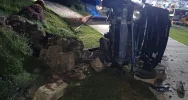 Auto rozbiło się na studni. Nietrzeźwy właściciel zgłosił kradzież - zdjęcie 3
