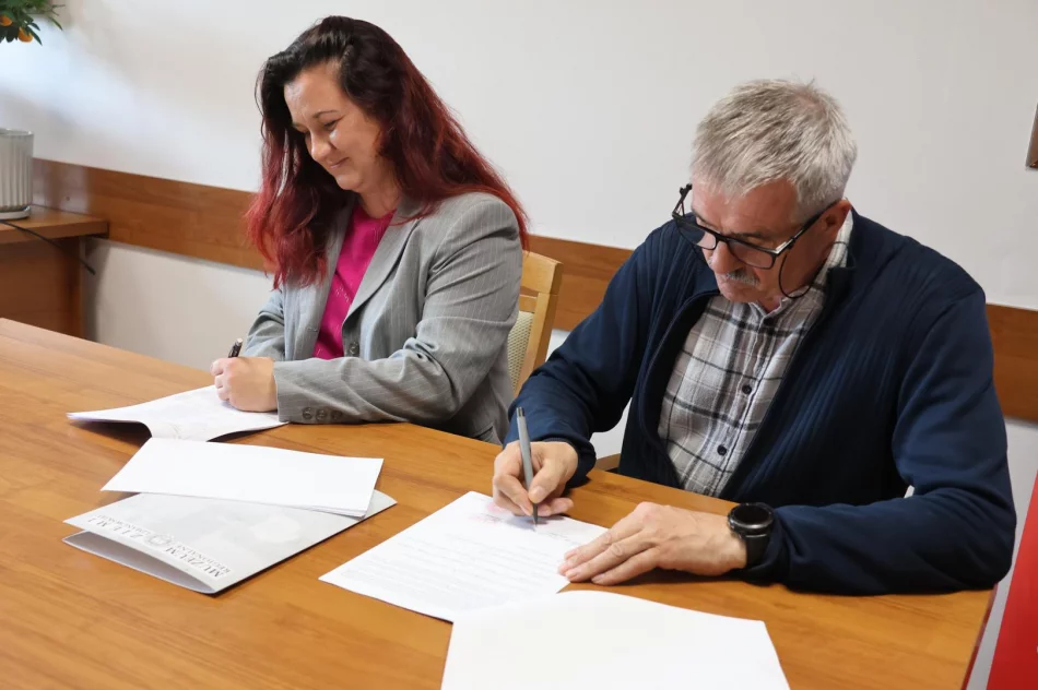 O starożytnym grocie, pamiątkach zakładu fotograficznego, limanowskiego szpitala i klubu sportowego Limanovia … czyli nowe zabytki w limanowskim muzeum - zdjęcie 4
