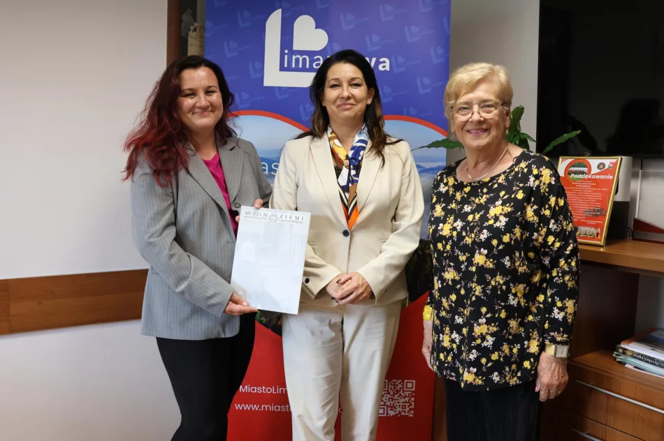 O starożytnym grocie, pamiątkach zakładu fotograficznego, limanowskiego szpitala i klubu sportowego Limanovia … czyli nowe zabytki w limanowskim muzeum - zdjęcie 9